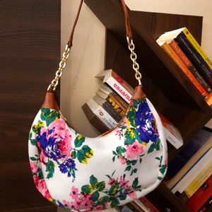 Absolutely new floral boat Bag
